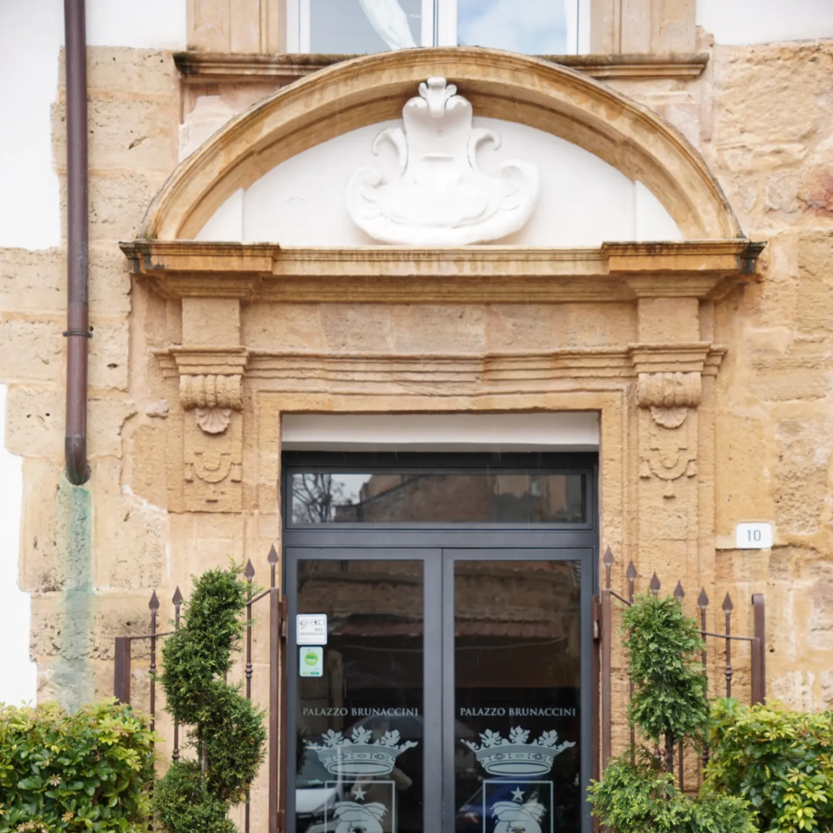 Palazzo Brunaccini 1